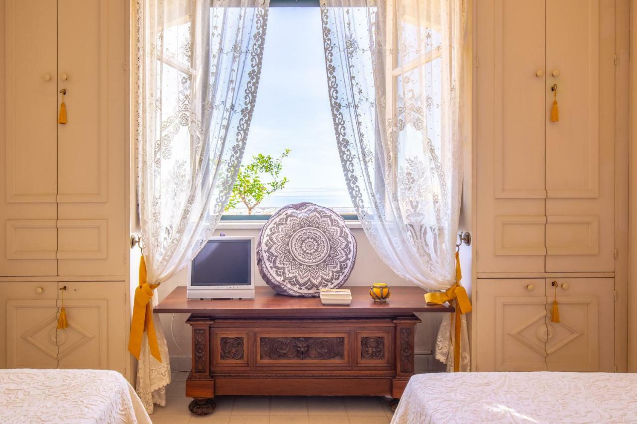 Solemar Sicilia - Casa Porto Bagnera Βίλα Santa Flavia Εξωτερικό φωτογραφία